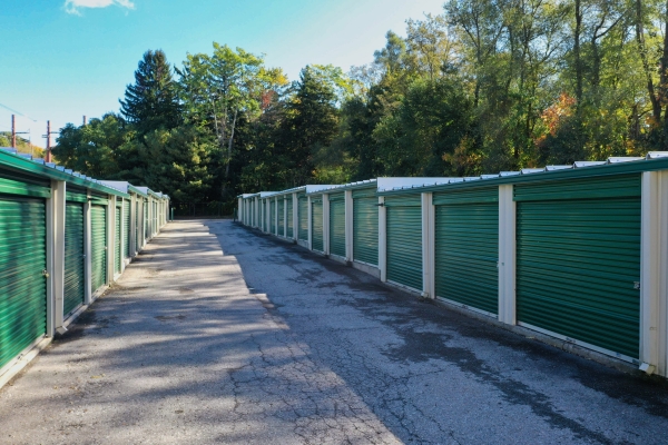 Facility photo: //images.sparefoot.com/medium/2336366876aa6272c3e.jpg