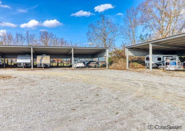 Facility photo: //images.sparefoot.com/medium/23368869f5a7f72eb66.jpg
