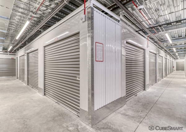 Facility photo: //images.sparefoot.com/medium/2337746880a0434d83c.jpg