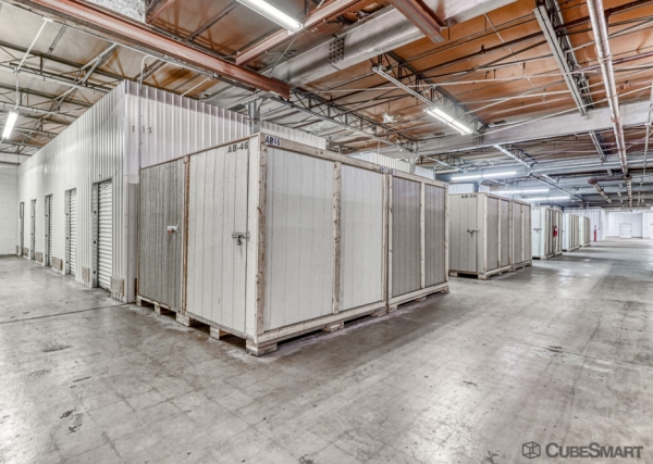 Facility photo: //images.sparefoot.com/medium/23378769fc461694f11.jpg