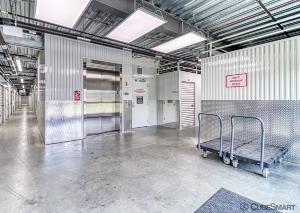 Facility photo: //images.sparefoot.com/medium/23380969f6fc877e07a.jpg