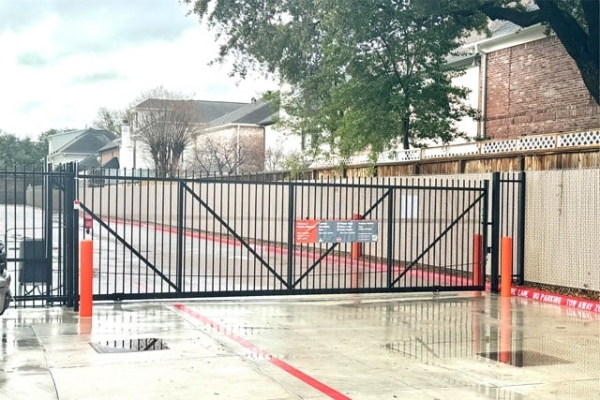 Storage Units at Public Storage - Houston - 3703 Westheimer Blvd - 3703 Westheimer Blvd