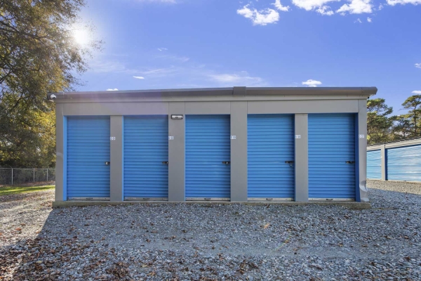 Facility photo: //images.sparefoot.com/medium/23384269853513b53ea.jpg