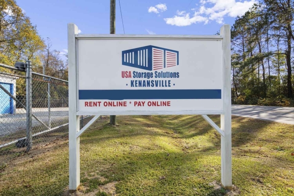 Facility photo: //images.sparefoot.com/medium/2338426985f6a00330c.jpg