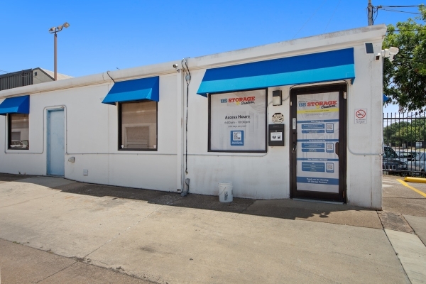 Storage Units at US Storage Centers - Dallas Willowbrook Rd - 2601 Willowbrook Road