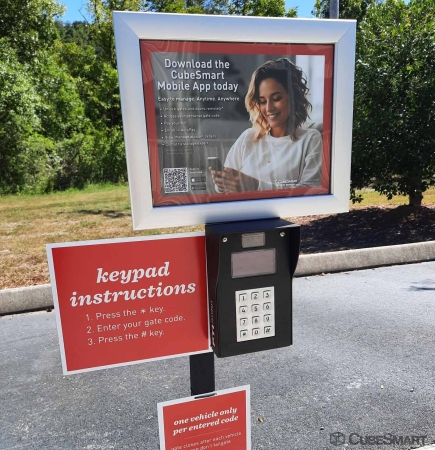 Facility photo: //images.sparefoot.com/medium/2339666943cabf7ffb8.jpg