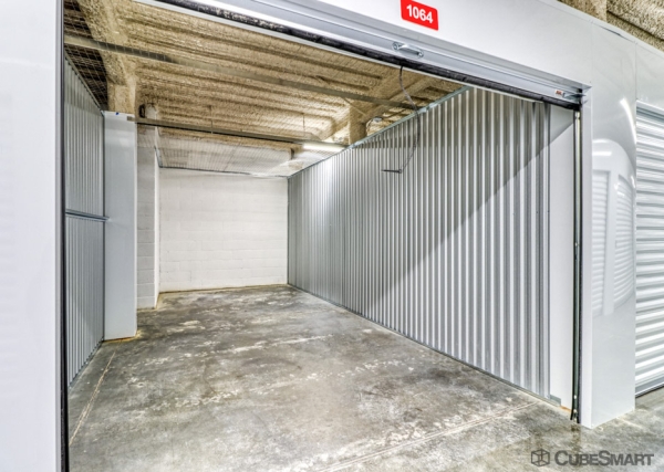 Facility photo: //images.sparefoot.com/medium/23400969e08471342b8.jpg