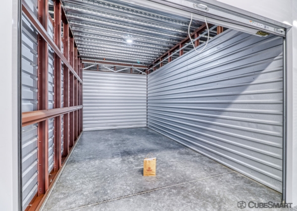 Storage Units at CubeSmart Self Storage FL Vero Beach 20th St - 901 20th Street
