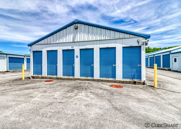Storage Units at CubeSmart Self Storage TN Springfield Hwy 41 S - 3356 Highway 41 South
