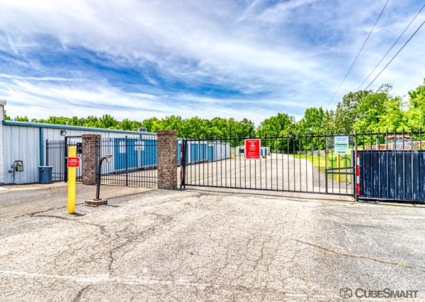 Storage Units at CubeSmart Self Storage TN Springfield Hwy 41 S - 3356 Highway 41 South