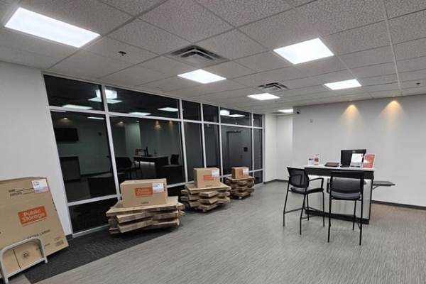 Facility photo: //images.sparefoot.com/medium/2341476908b9e8d2454.jpg