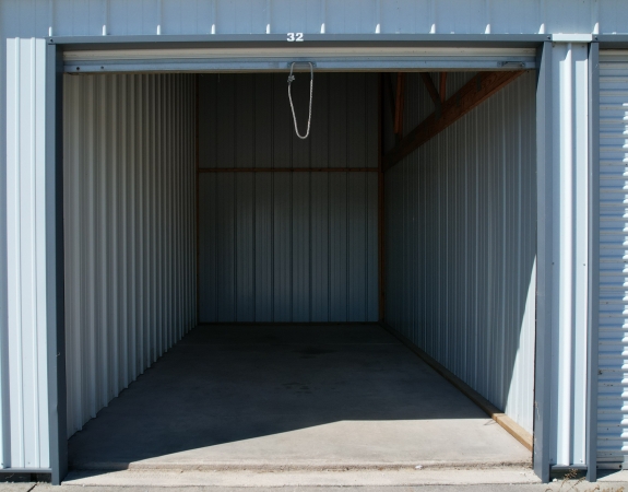 Facility photo: //images.sparefoot.com/medium/234148657f01999223a.jpg