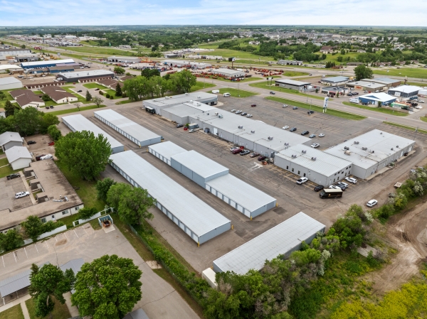 Facility photo: //images.sparefoot.com/medium/2341966862cdcd809b7.jpg
