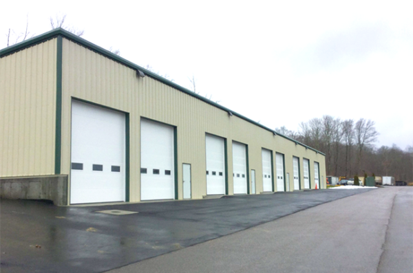Facility photo: //images.sparefoot.com/medium/2342886605b4f1b02b1.png