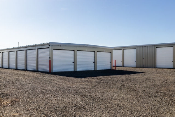 Facility photo: //images.sparefoot.com/medium/234303688280a2c72ea.jpg