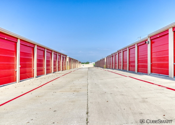 Facility photo: //images.sparefoot.com/medium/23433869f5c4fc814e4.jpg