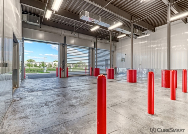 Facility photo: //images.sparefoot.com/medium/23440269f5a88160d49.jpg