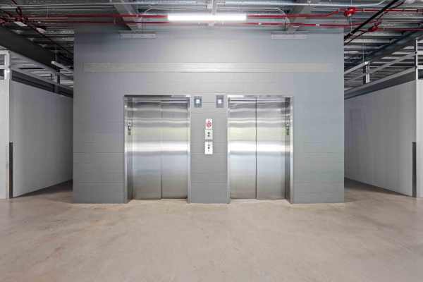 Facility photo: //images.sparefoot.com/medium/234517689dd641c7053.jpg