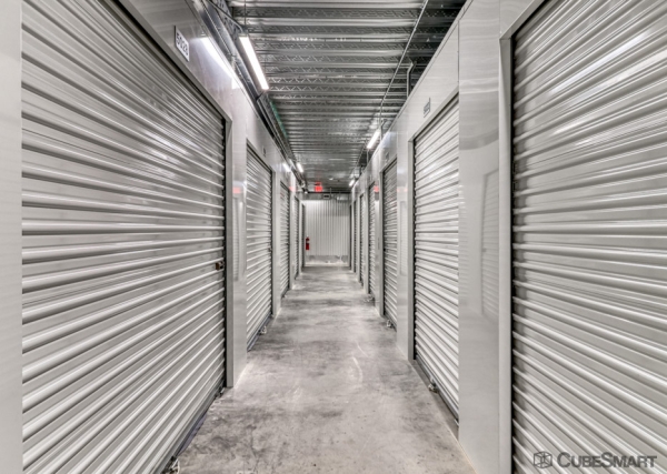 Facility photo: //images.sparefoot.com/medium/2345446a19555567567.jpg