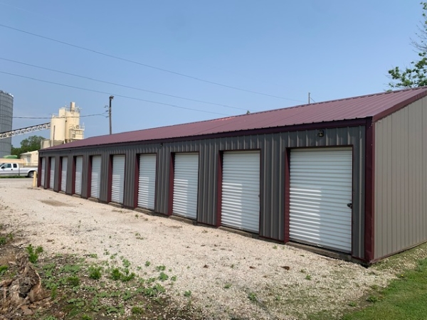 Facility photo: //images.sparefoot.com/medium/23454865b17addcb461.jpg