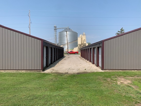Facility photo: //images.sparefoot.com/medium/23454865b17ae868fa1.jpg