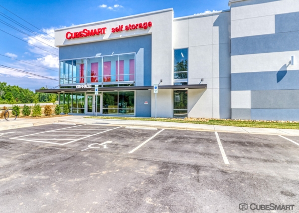 Storage Units at CubeSmart Self Storage NC Charlotte Ridge Rd - 2601 Ridge Road
