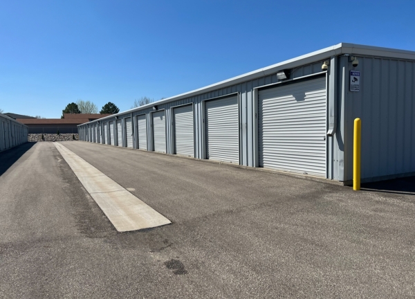 Facility photo: //images.sparefoot.com/medium/23465865c27a42dbba0.jpeg