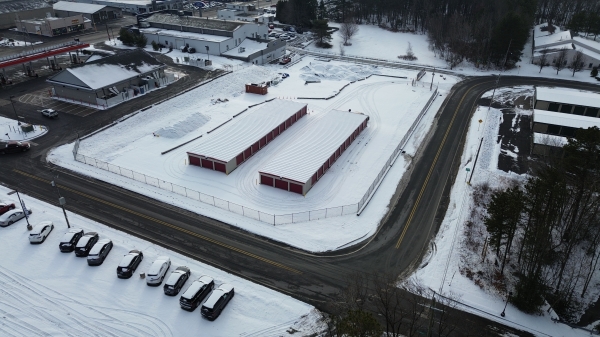 Facility photo: //images.sparefoot.com/medium/234696687ef560b5924.jpg