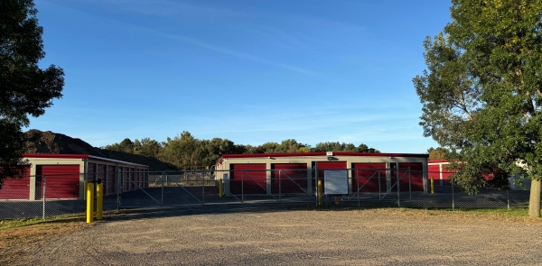 Facility photo: //images.sparefoot.com/medium/234749695d30749f929.jpg