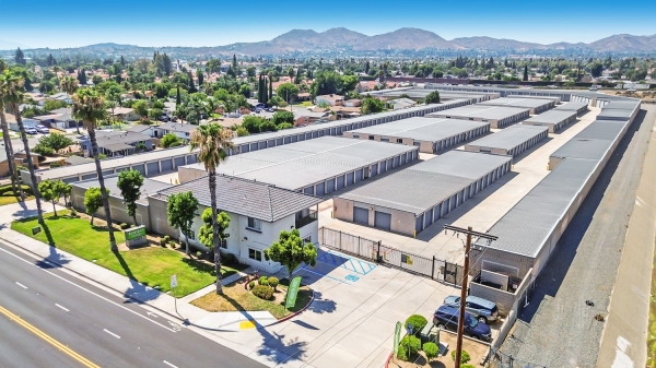 Facility photo: //images.sparefoot.com/medium/23477569942f89d2dde.jpg