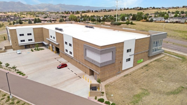 Facility photo: //images.sparefoot.com/medium/234778699430e439c71.jpg
