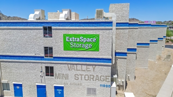 Storage Units at Extra Space Storage - 6321 - Phoenix - 11000 N Cave Creek Rd - 11000 North Cave Creek Road