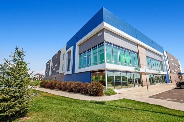 Facility photo: //images.sparefoot.com/medium/2348246994312404677.jpg