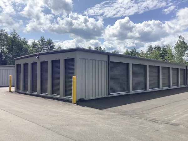Facility photo: //images.sparefoot.com/medium/234865660595f4e4618.jpg