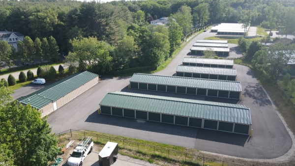 Facility photo: //images.sparefoot.com/medium/23486965cfaf90acb56.jpg