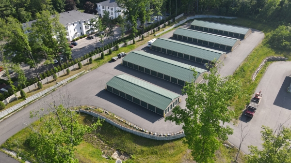 Facility photo: //images.sparefoot.com/medium/23486965cfafad6418f.jpg