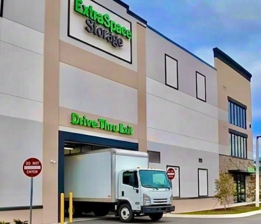 Facility photo: //images.sparefoot.com/medium/23499969c6723da913a.jpg