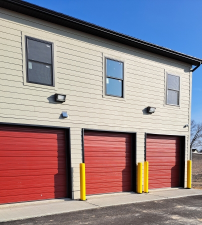 Facility photo: //images.sparefoot.com/medium/235015666b0ff9464b3.jpg