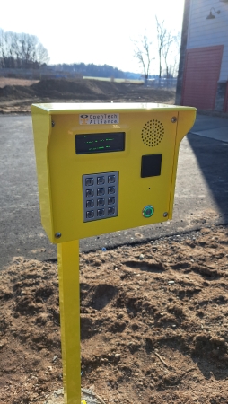 Facility photo: //images.sparefoot.com/medium/235015666b102b1cc72.jpg