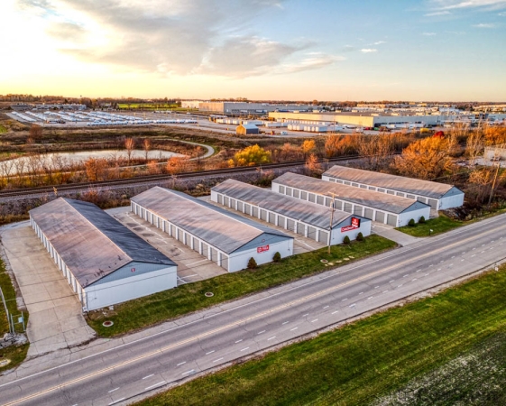 Facility photo: //images.sparefoot.com/medium/2350306989c76d97607.jpg