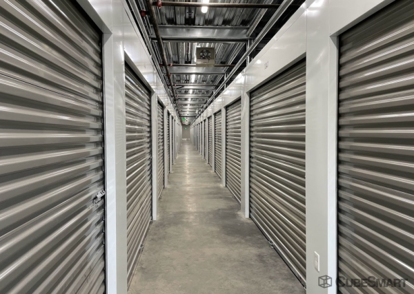 Facility photo: //images.sparefoot.com/medium/235044691f0587ebb25.jpg