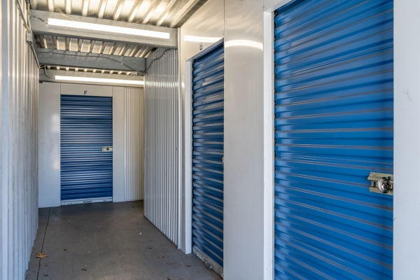 Facility photo: //images.sparefoot.com/medium/23507165e7734c756b8.jpeg