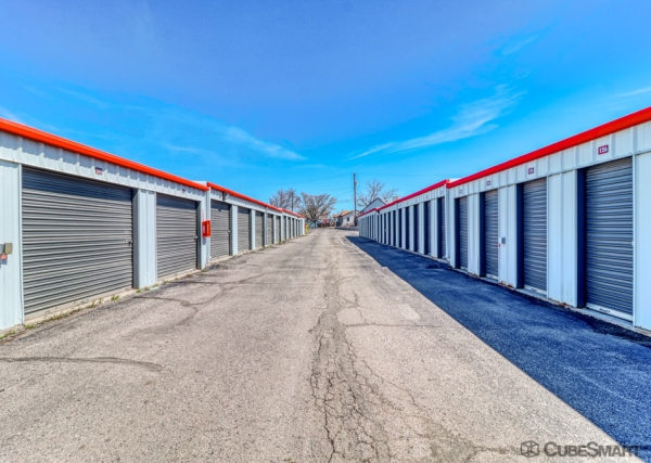 Facility photo: //images.sparefoot.com/medium/23507969e085c8c1cfd.jpg