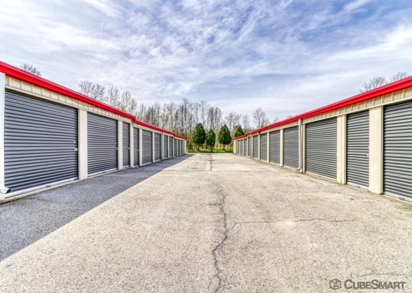 Facility photo: //images.sparefoot.com/medium/235081691eecde6df26.jpg