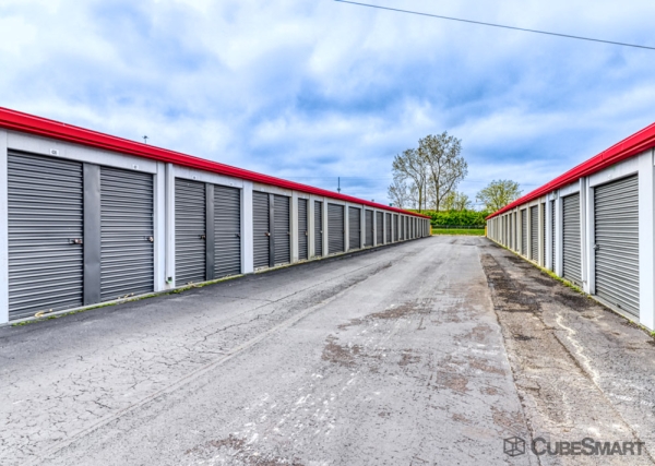 Storage Units at CubeSmart Self Storage OH Columbus Georgesville Rd - 1330 Georgesville Road