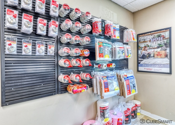 Facility photo: //images.sparefoot.com/medium/23508769dcb2ad75255.jpg