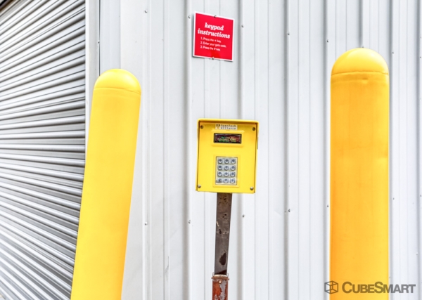 Facility photo: //images.sparefoot.com/medium/23509169f7070ccf982.jpg