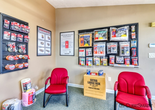 Facility photo: //images.sparefoot.com/medium/23509668906c8d0d10c.jpg