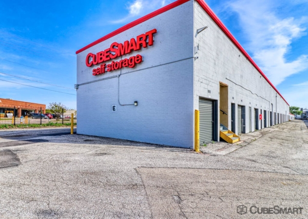 Facility photo: //images.sparefoot.com/medium/2351026883535b194c9.jpg