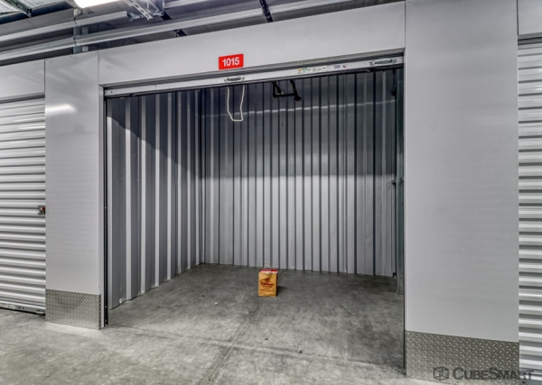 Facility photo: //images.sparefoot.com/medium/2351806984622f60091.jpg